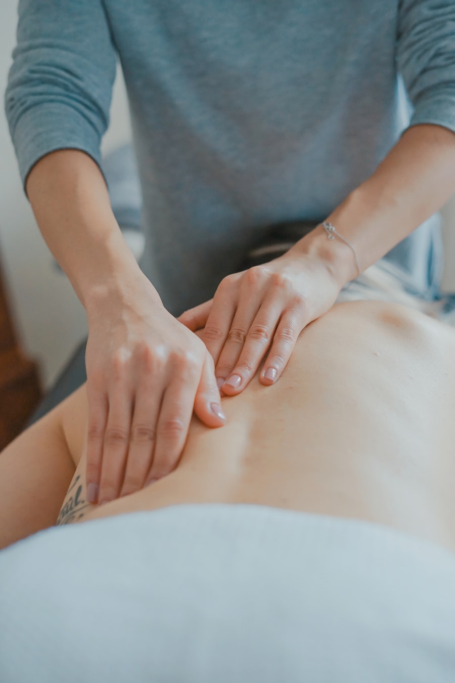 Relaxing massage treatment